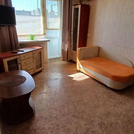 Apartment 2 Rooms Slobozhansky Prospekt Nizhnednepsovsk Exterior photo